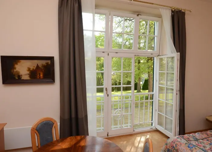 Vektor Golf Apartment *